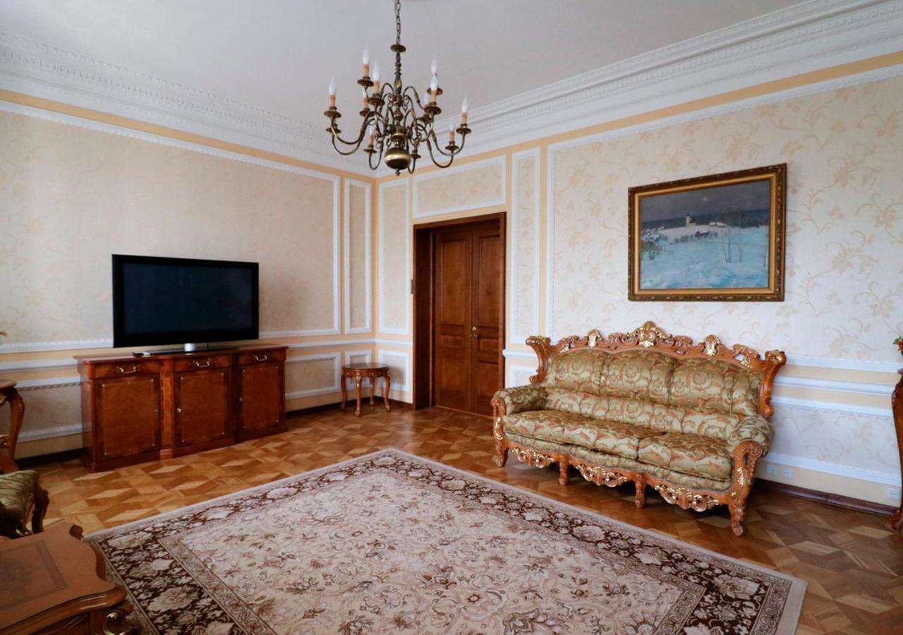 Vip Apartments Dipservice Hall Minsk Exterior photo
