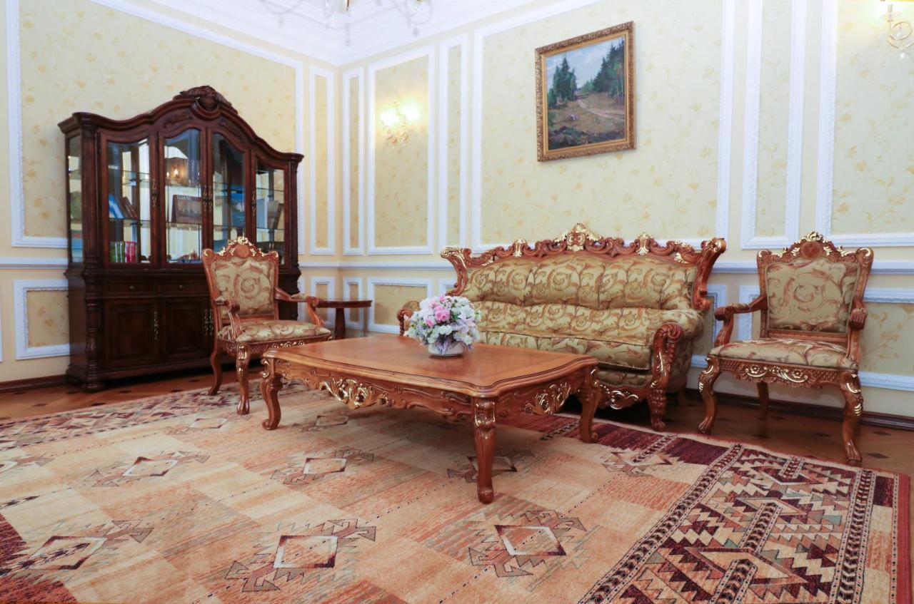 Vip Apartments Dipservice Hall Minsk Exterior photo