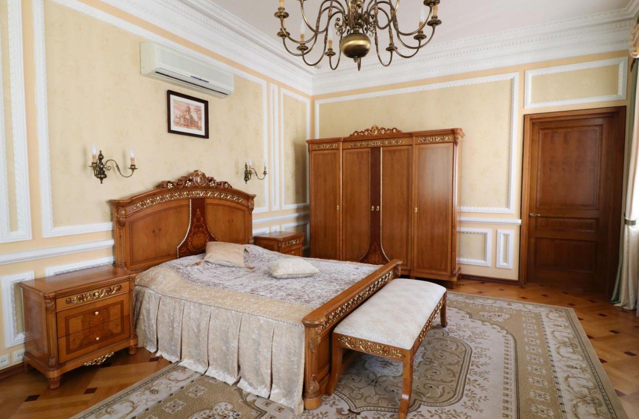 Vip Apartments Dipservice Hall Minsk Exterior photo