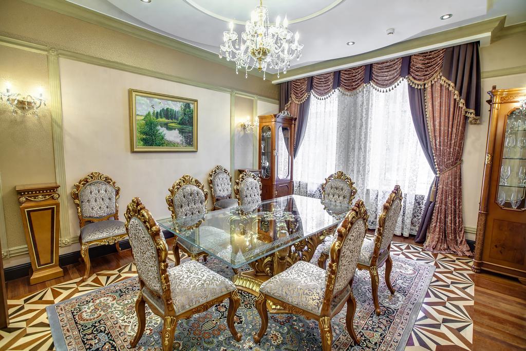 Vip Apartments Dipservice Hall Minsk Exterior photo